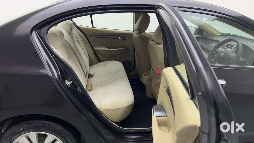 Honda City V Mt, 2013, Petrol