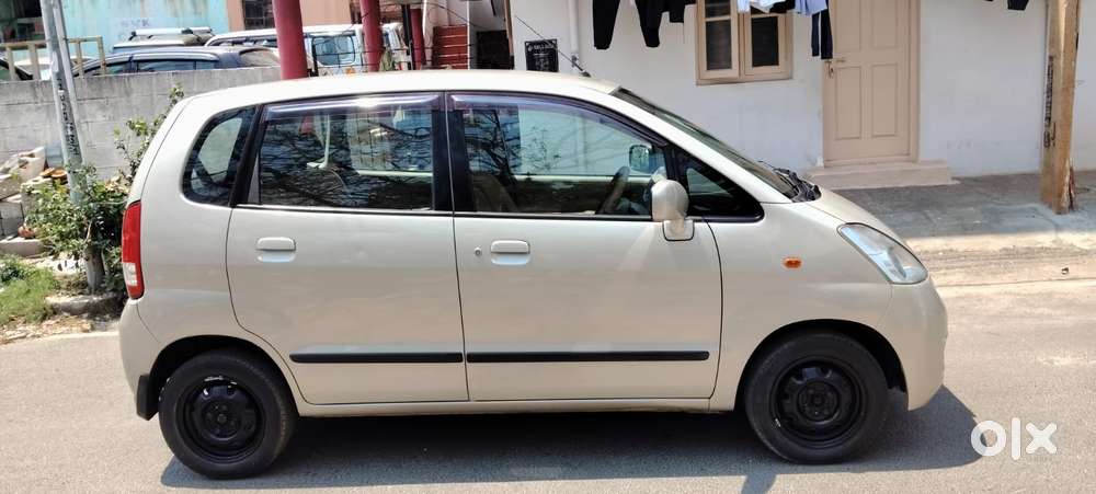 Maruti Suzuki Zen Estilo Vxi Bsiv, 2009, Petrol