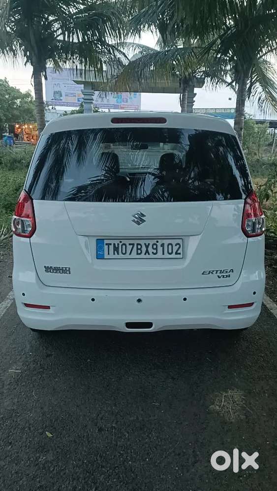 Maruti Suzuki Ertiga Vdi 2014