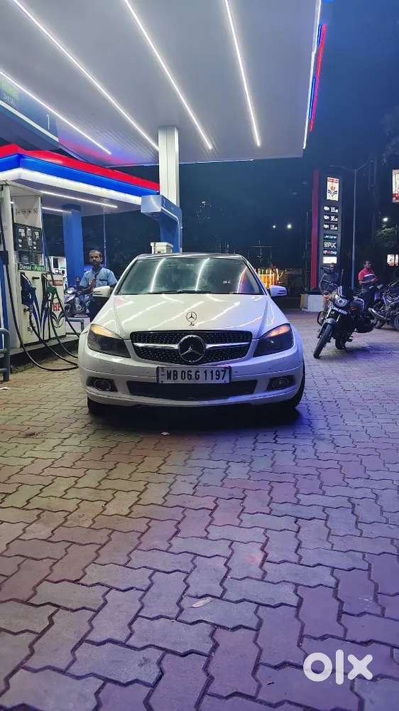 Mercedes-benz C-class 2011se 2032 Tak 6 Gari Hai Lena Ho To Sms Kare