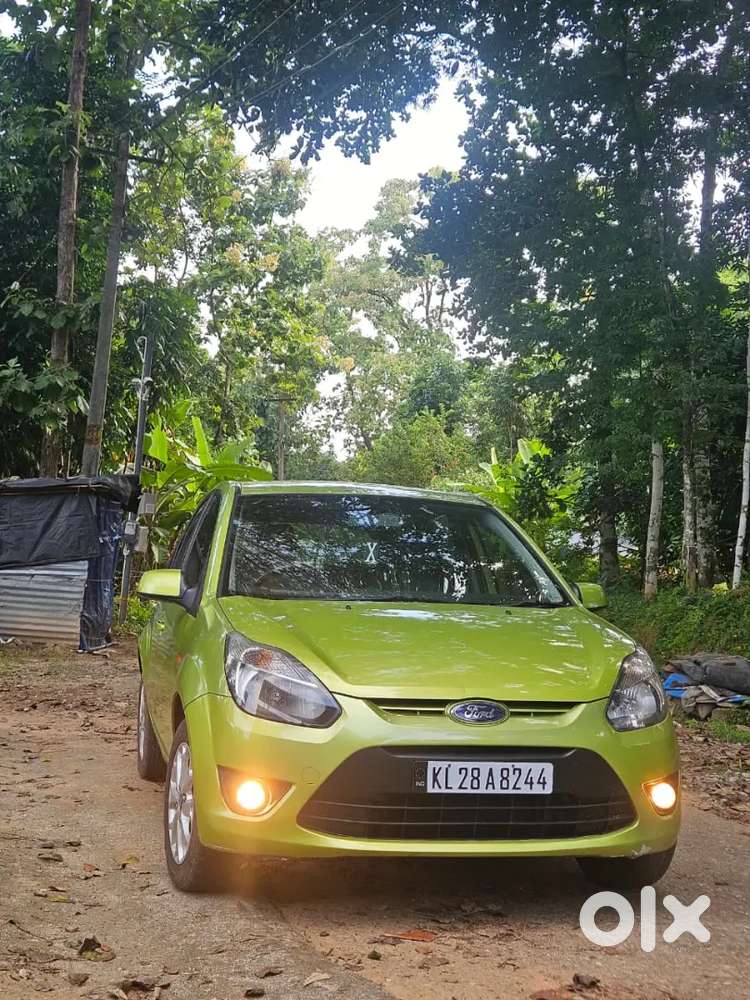 Ford Figo Petrol 2012