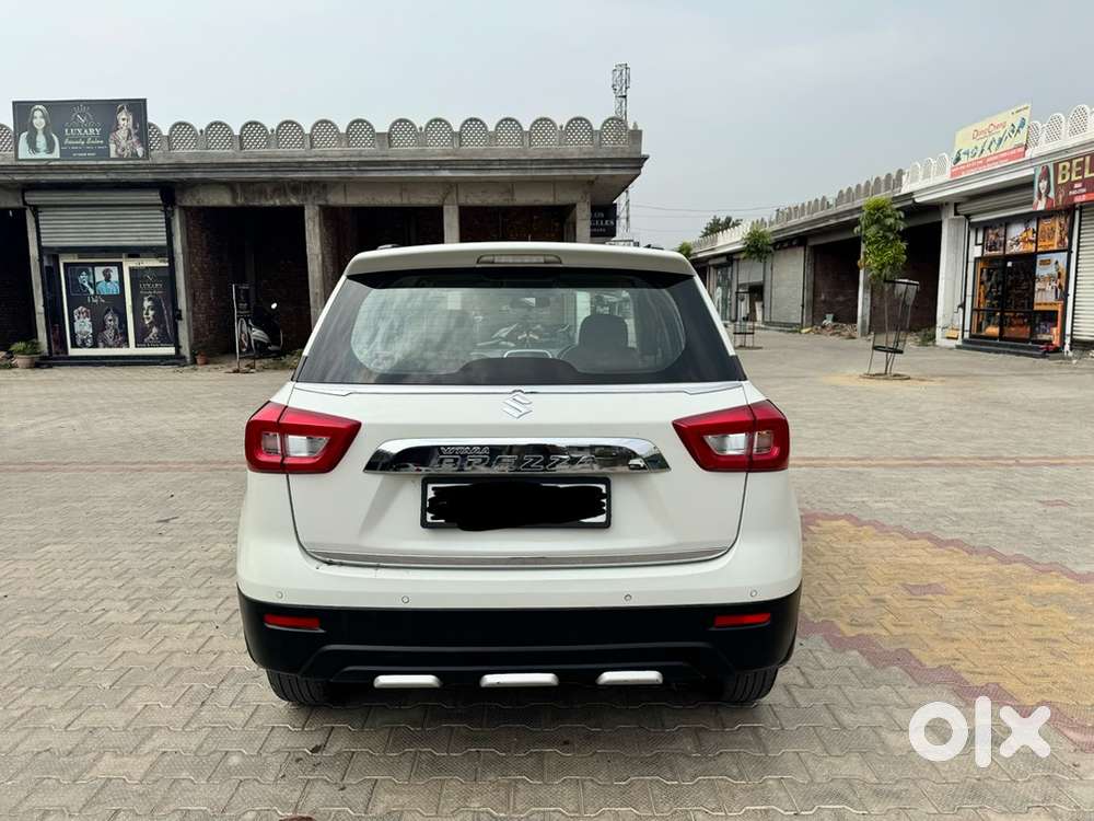 Maruti Brezza Vxi 2021