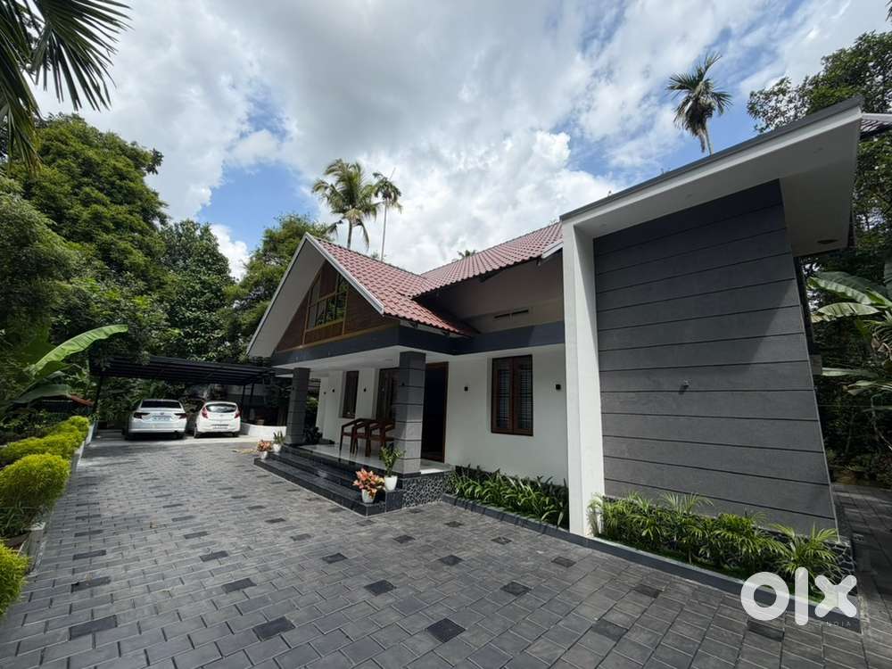 42 cents 3bhk attached bathroom and outhouse