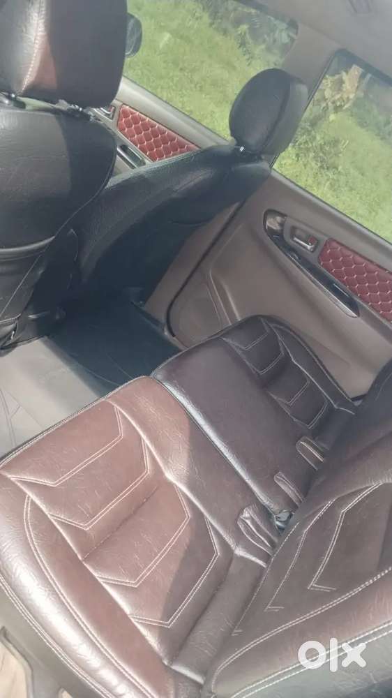 Toyota Innova 2015