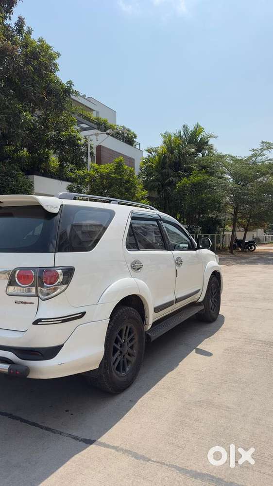 Toyota Fortuner 2011-2016 4x2 Manual, 2015, Diesel