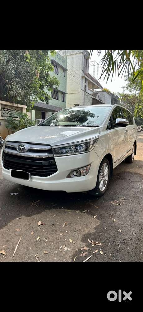 Toyota Innova Crysta 2018 Diesel Well Maintained