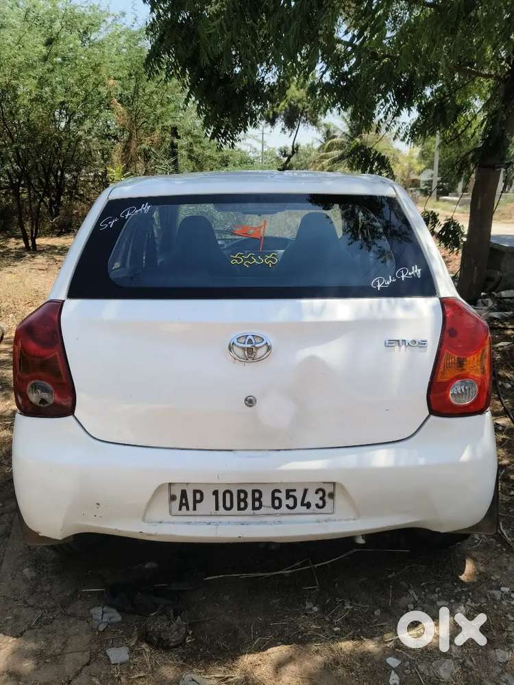 Toyota Etios Liva 2012