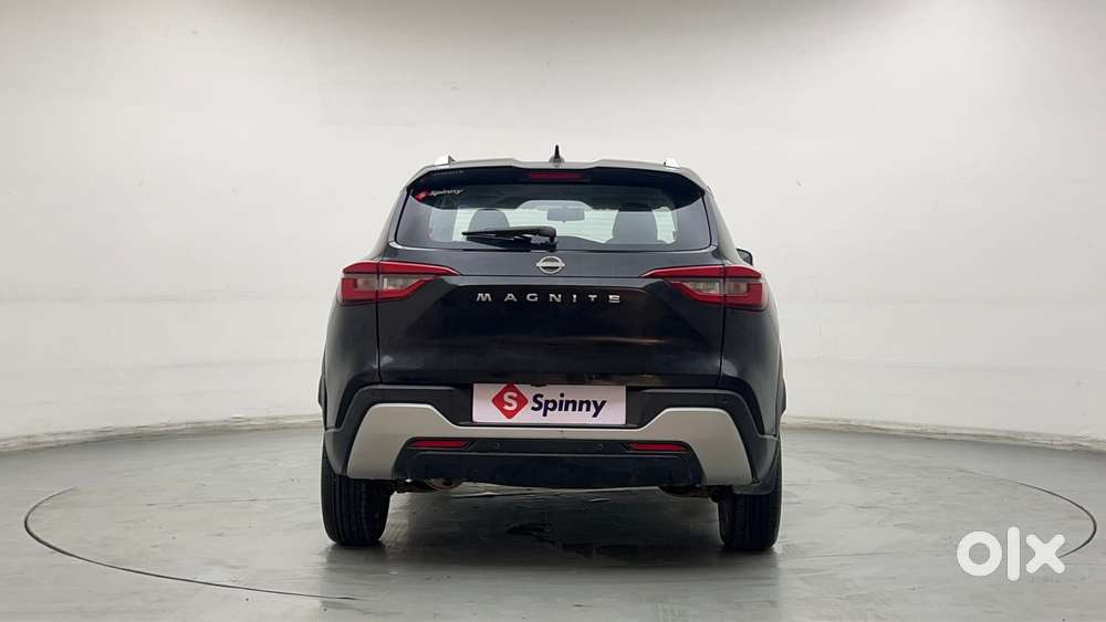 Nissan Magnite 1.0 Xv, 2022, Petrol