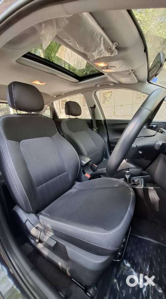 Hyundai New I20 1.2 Asta Mt, 2022, Petrol