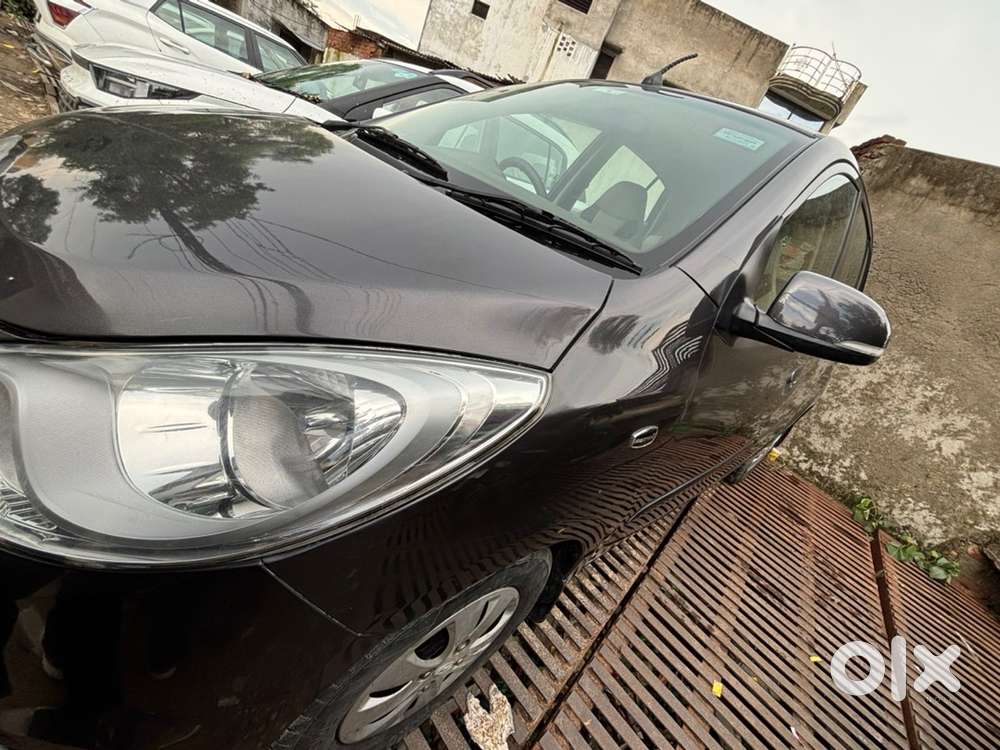 Hyundai I10 Petrol Manual 2012