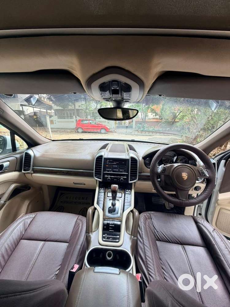 Porsche Cayenne 2013 Diesel 74000 Km Driven