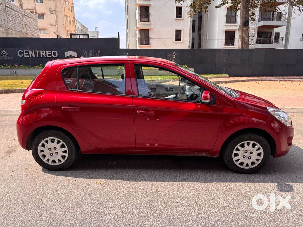 I20 In Mint Condition Genuine Record Is For Sale Direct Owner