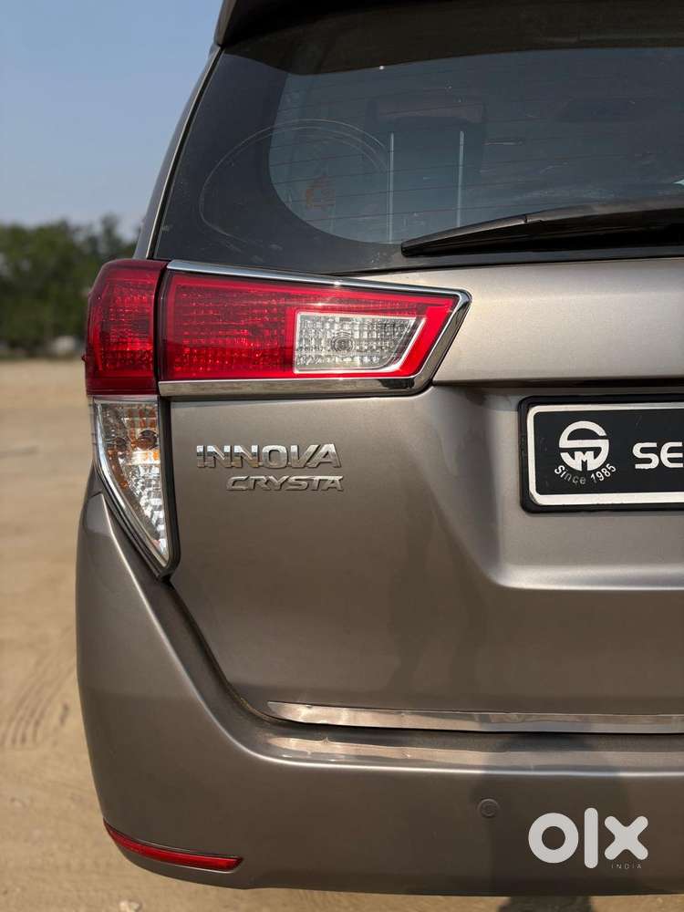 Toyota Innova Crysta 2.4 Gx Mt, 2017, Diesel