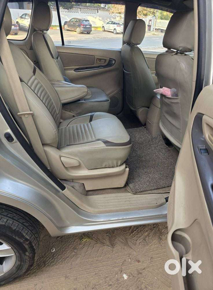Toyota Innova 2.5 G (diesel) 7 Seater, 2009, Diesel