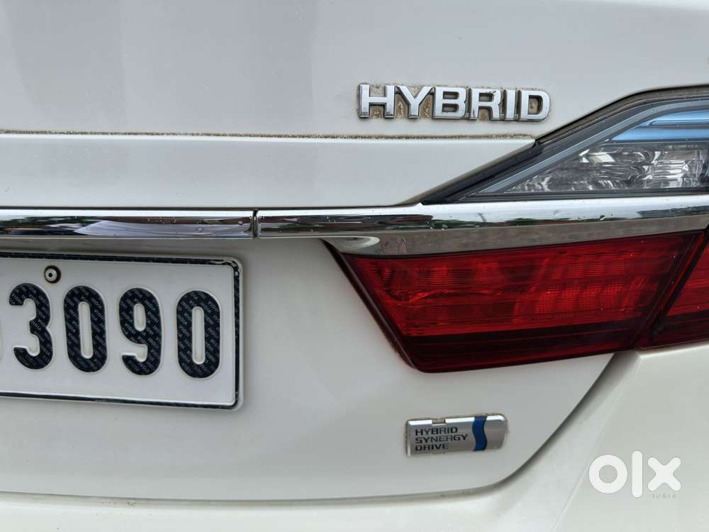 Toyota Camry Hybrid, 2016, Electric