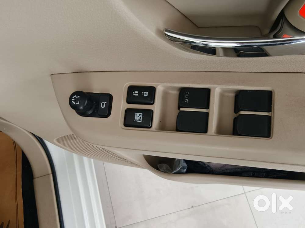 Toyota Rumion V Mt, 2023, Petrol