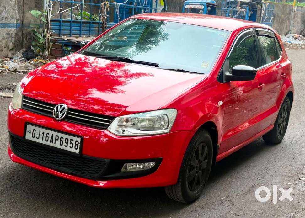 Volkswagen Polo Petrol Highline 1.2l, 2011, Cng & Hybrids