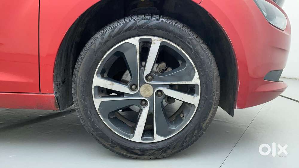 Tata Altroz Xz, 2020, Petrol