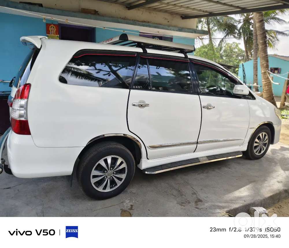Toyota Innova 2015 Diesel 115000 Km Driven