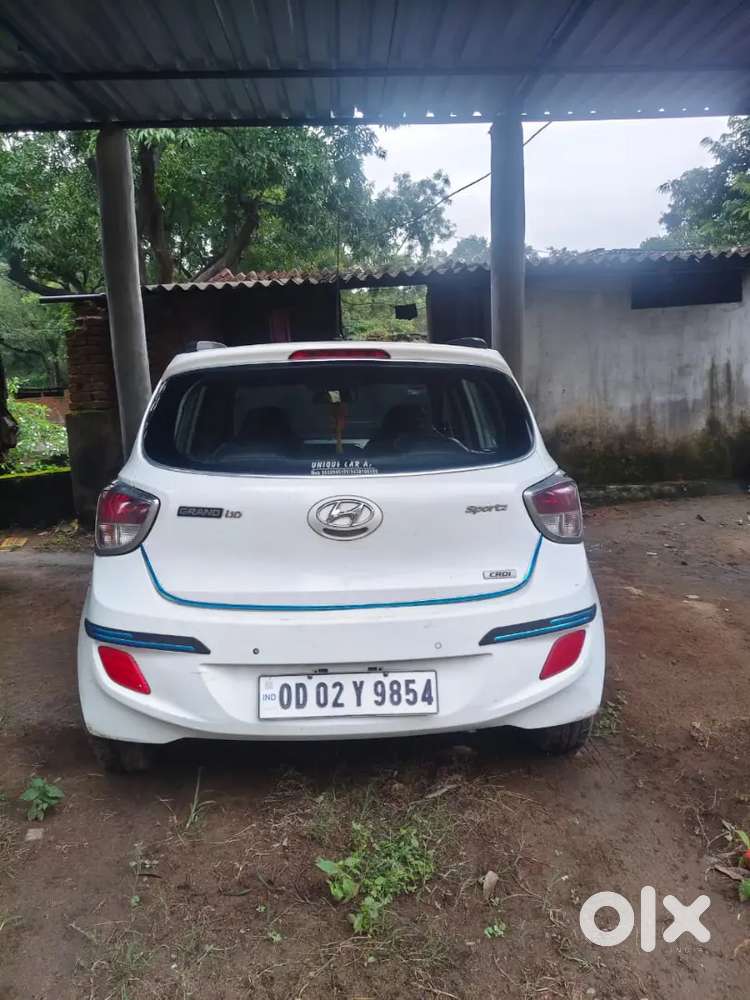 Hyundai Grand I10 Sportz November 2015 Diesel