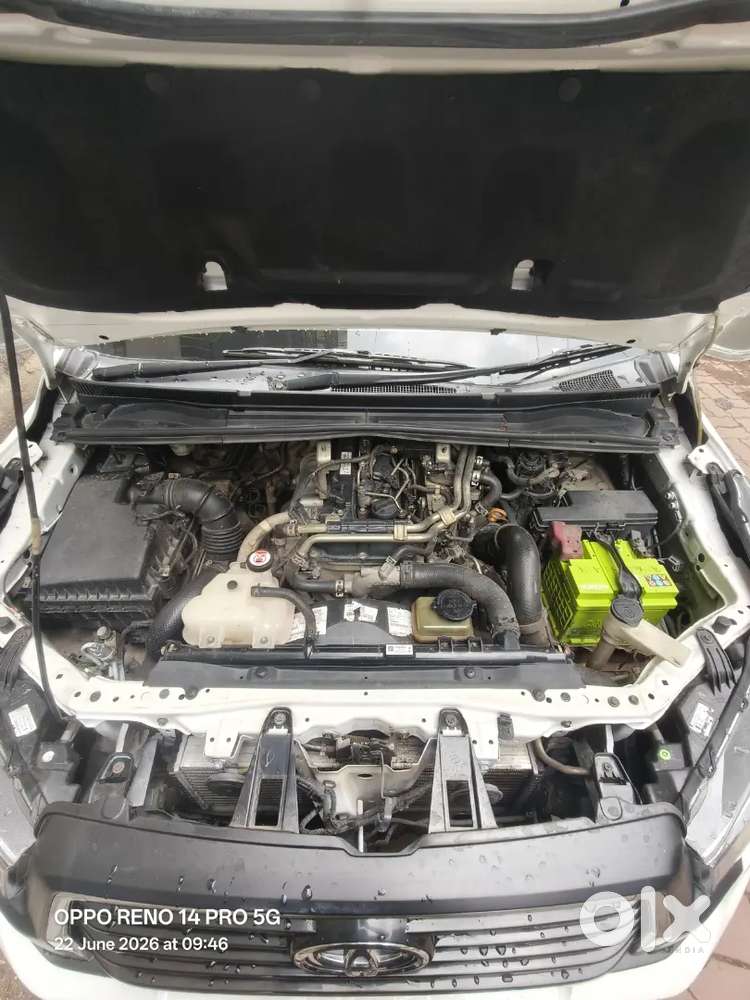 Toyota Innova Crysta 2019