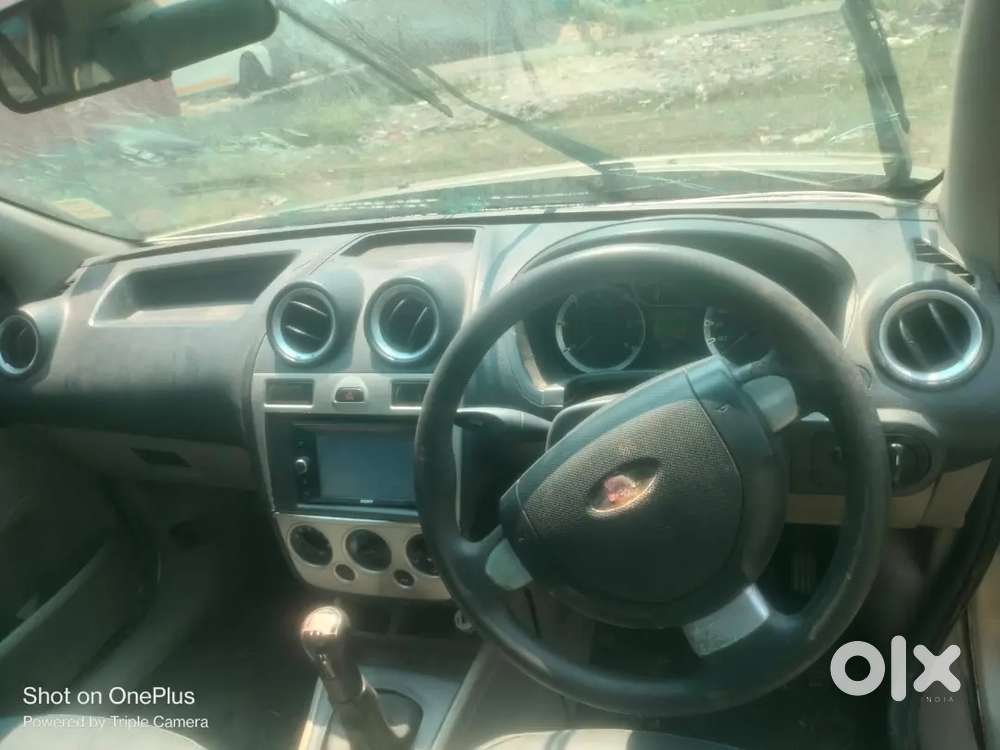 Ford Fiesta 2010 Diesel 130000 Km Driven