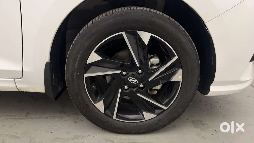 Hyundai Verna 1.5 Mpi Mt Sx (o), 2020, Petrol