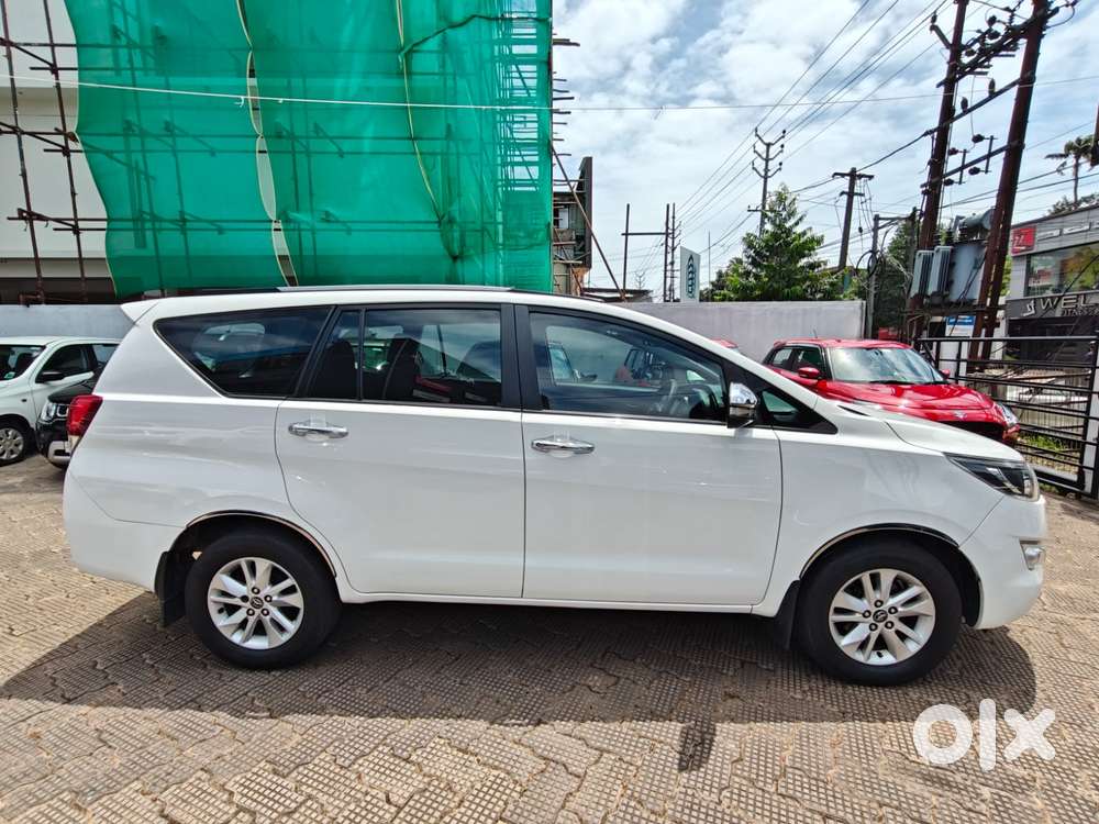 Toyota Innova Crysta 2.8 Gx At, 2017, Diesel