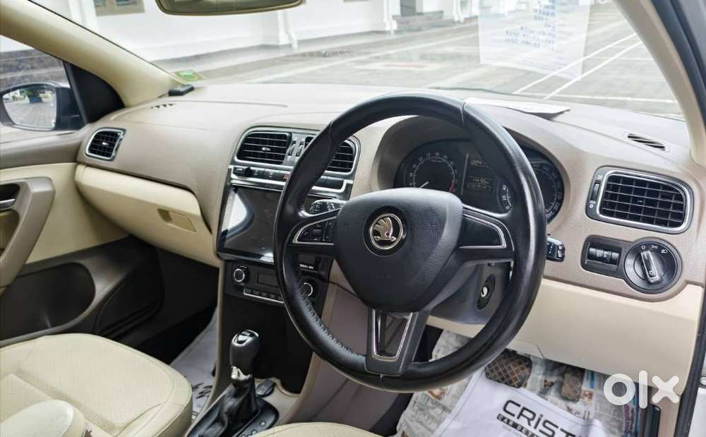 Skoda Rapid [ ] 1.5 Style Plus Tdi At, 2014, Diesel