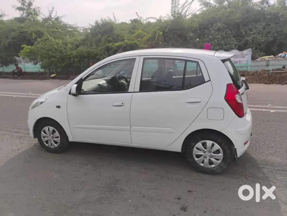 Hyundai I10 Sportz 2012 Petrol Manual