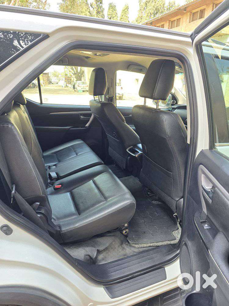 Toyota Fortuner 4x2 Mt 2.8 Diesel, 2023, Diesel