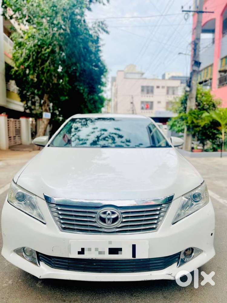 Toyota Camry 2.5 G, 2012, Diesel
