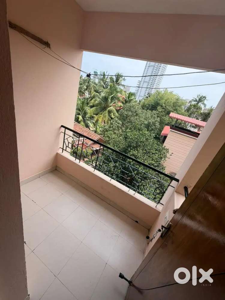 Fully furnished flat chilmbi