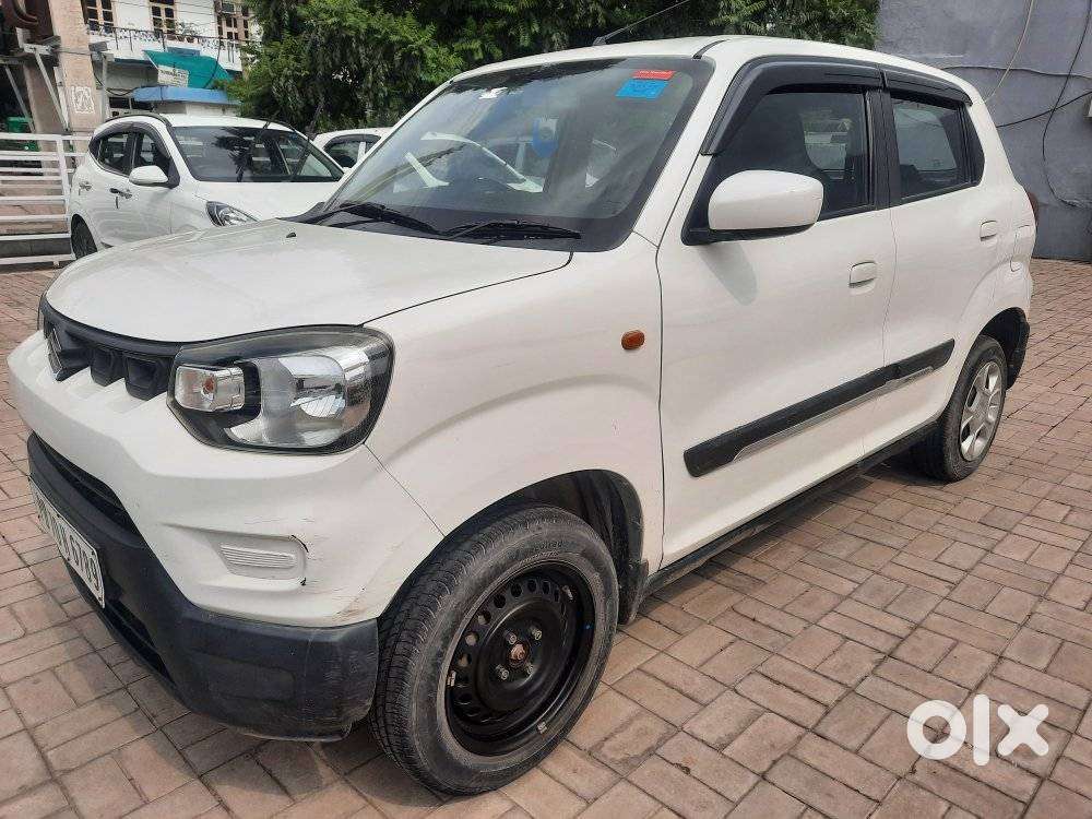 Maruti Suzuki S-presso Vxi Plus, 2022, Petrol