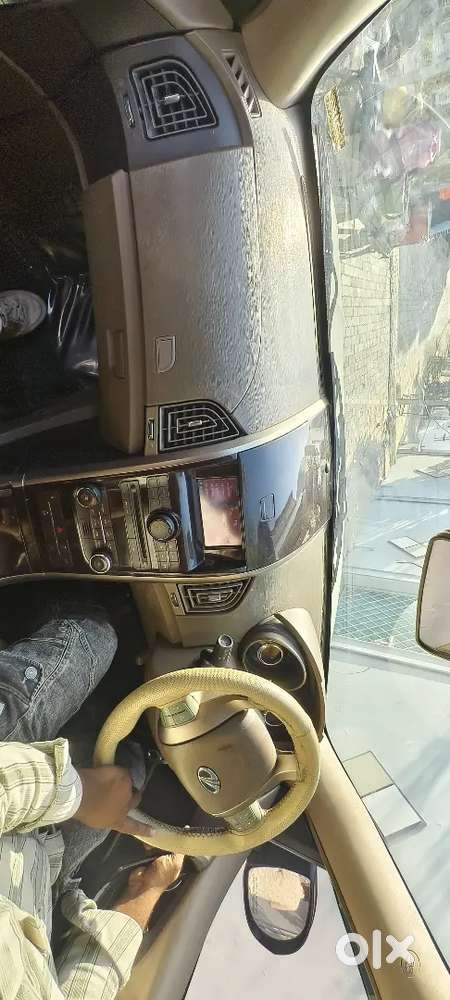 Xuv 500 W8 Variant Good Condition