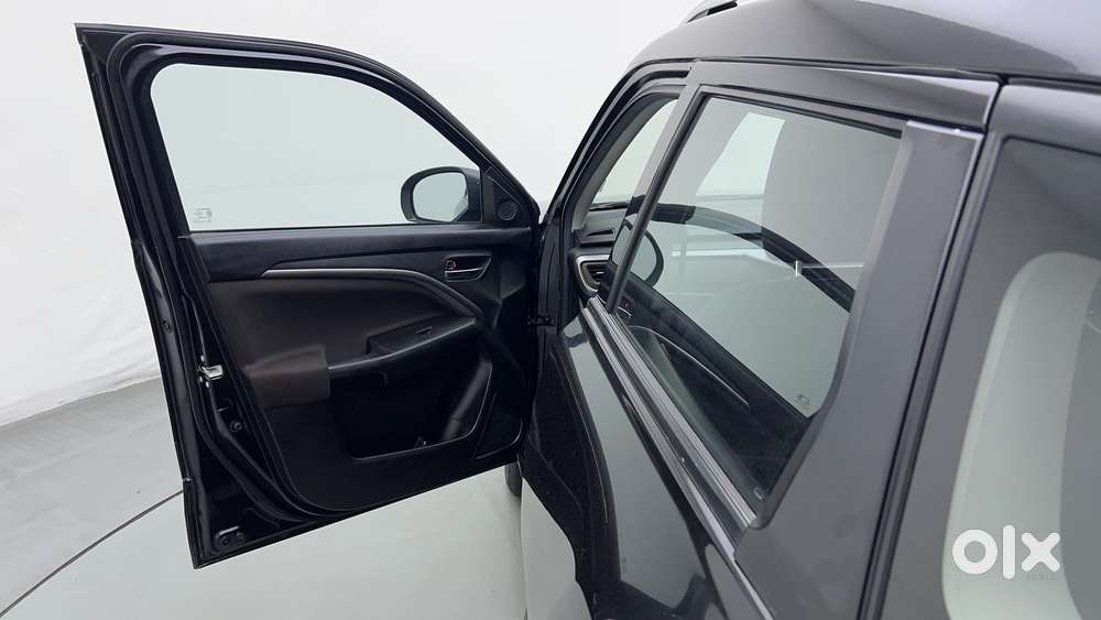 Maruti Suzuki Vitara Brezza 1.5 Zxi At, 2024, Petrol