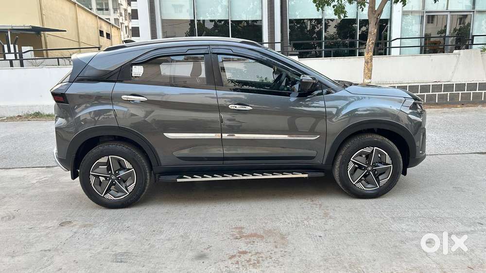 Tata Nexon Creative Plus S 1.2 Revotron Petrol 6 Amt Dt, 2024, Petro..