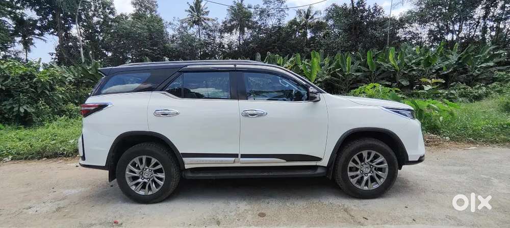 Toyota Fortuner Legender 2018 Diesel Automatic