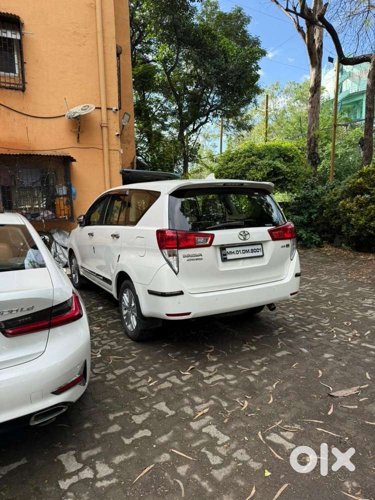 Toyota Innova Crysta 2019 Diesel 140000 Km Driven