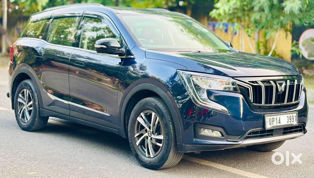 Mahindra Xuv700 Ax 5 Petrol Mt Str (e), 2022, Petrol