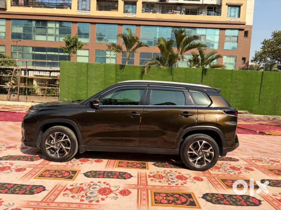 Toyota Urban Cruiser Hyryder 1.5 V Hybrid, 2023, Petrol