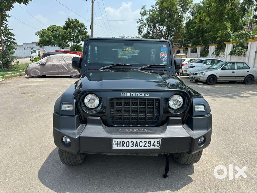 Mahindra Thar Petrol 2023
