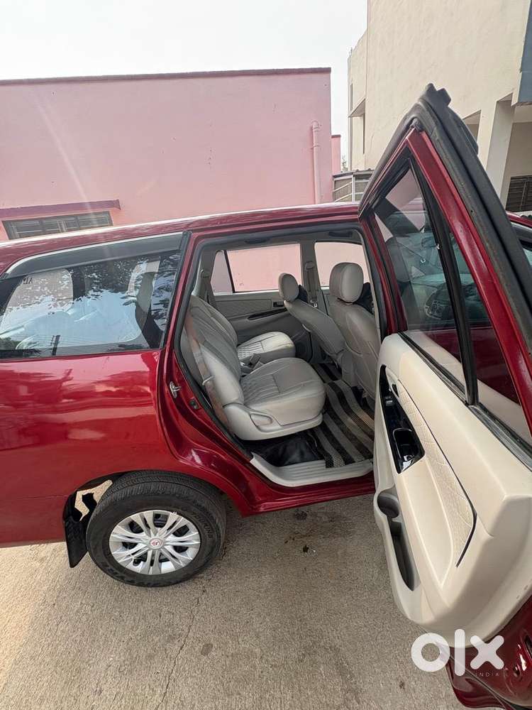 Toyota Innova 2009-2011 2.5 Vx 7 Str Bsiv, 2009, Diesel