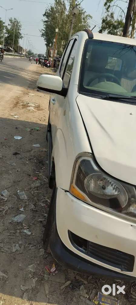 Mahindra Xylo 2014