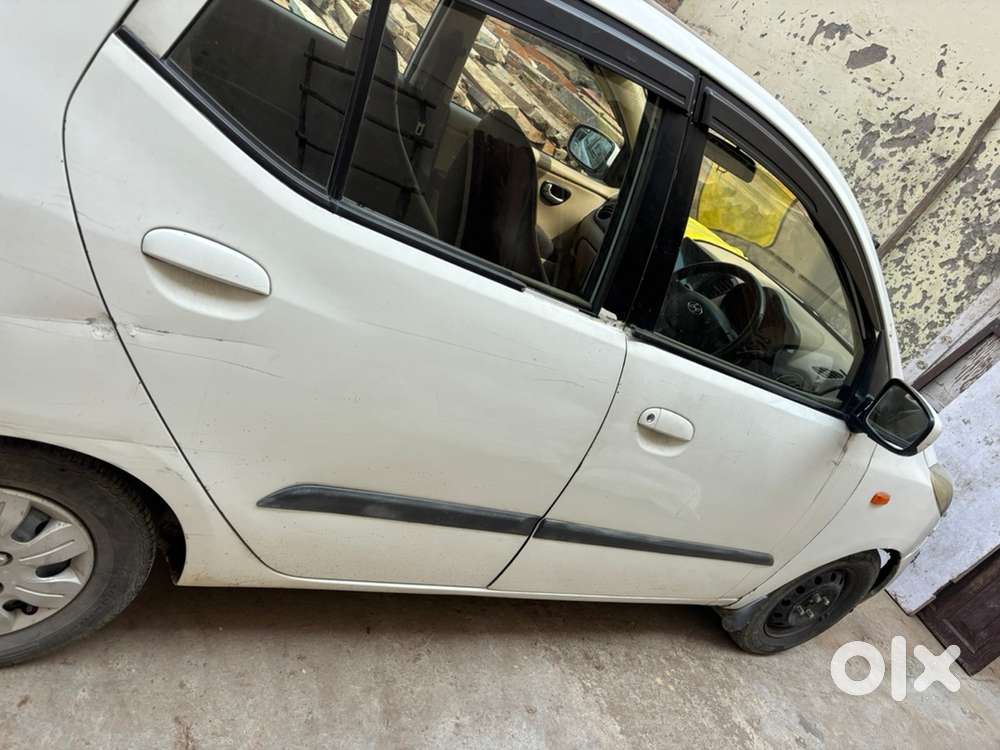 Hyundai I10 2010 Petrol 9800 Km Driven