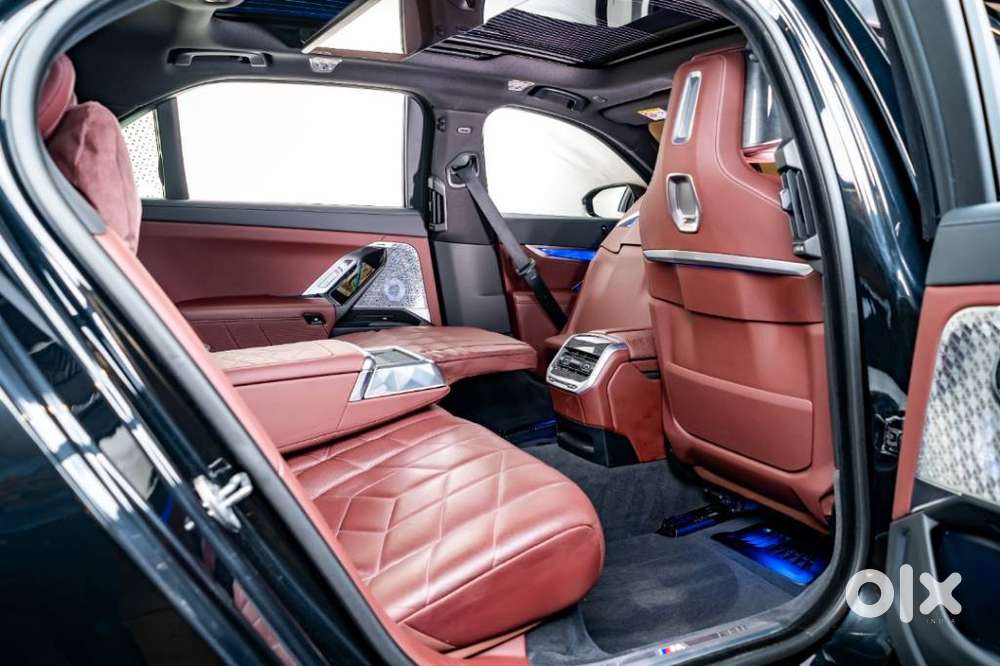 Bmw I7 Xdrive60, 2024, Electric