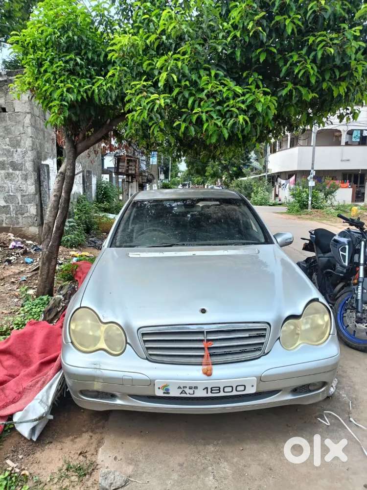 Elegance Mercedes C-class 2002 Second Owner