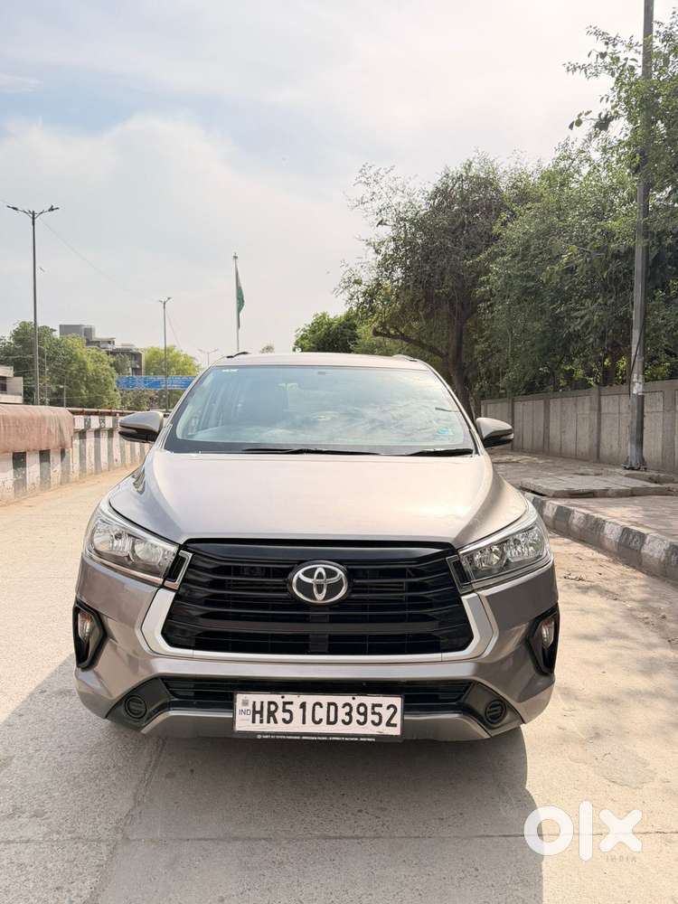 Toyota Innova Crysta