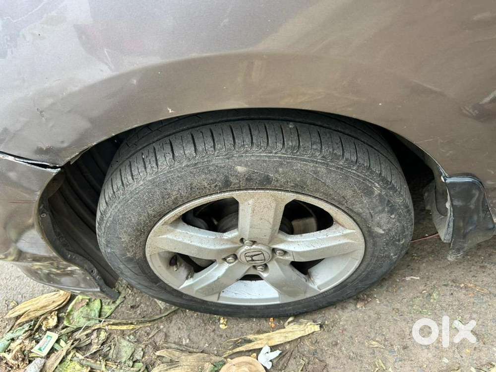 Well Maintained , Smooth Engine Performance, Alloy Wheel, Family Car