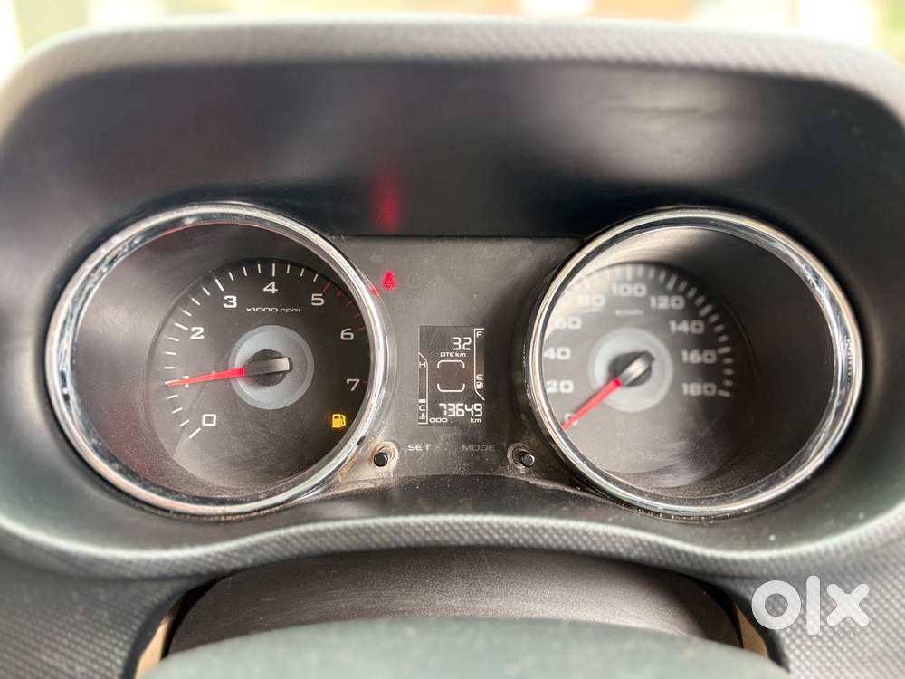 Mahindra Tuv 300 T10 Opt, 2020, Diesel